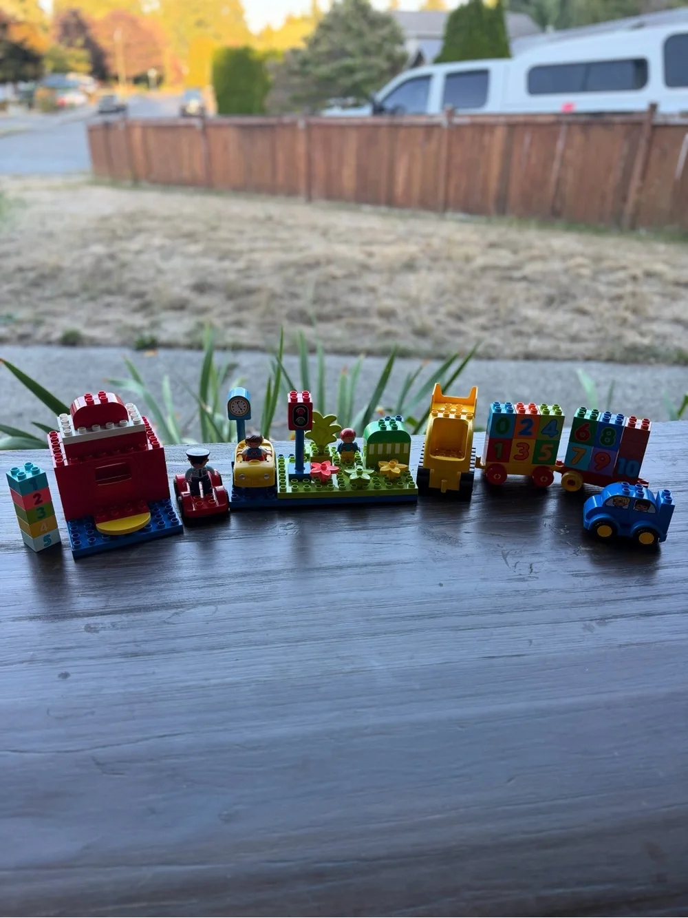Lego Duplo a few Sets with a lot of extras